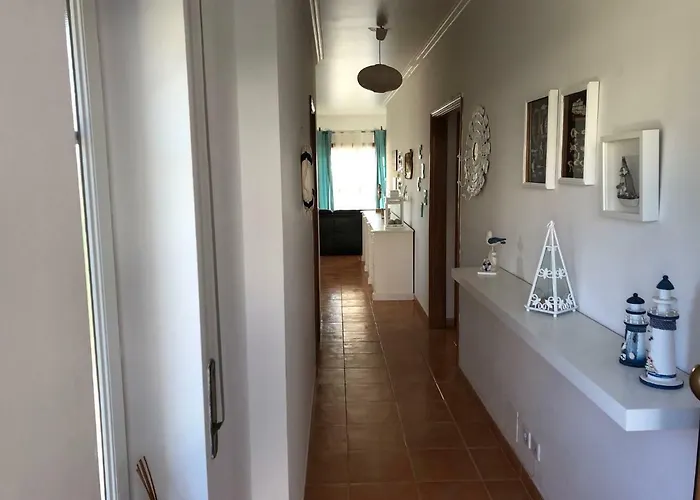 Ocean View アパート エリセイラ